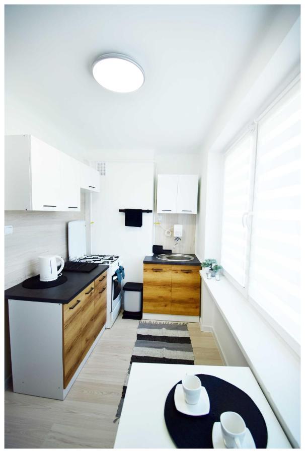 Ferienwohnung Color24 Centrum Nisko Exterior foto